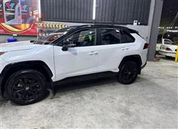 تۆیۆتا ڕاڤ 4